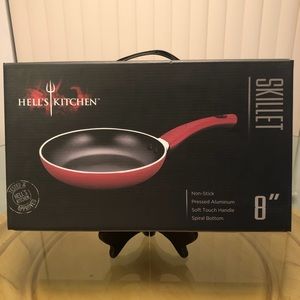 Hells kitchen, Kitchen, Brand New Hells Kitchen 8 Inch Skillet